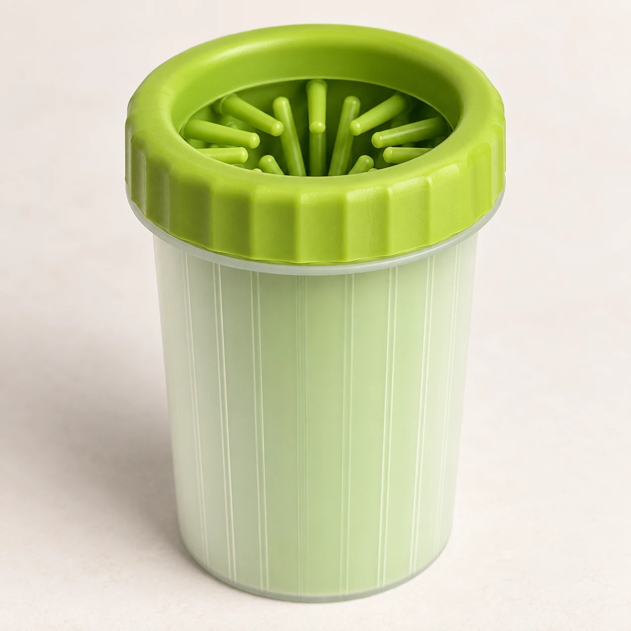 Manual Dog Paw Cleaner Cup – Green, Small – detail view